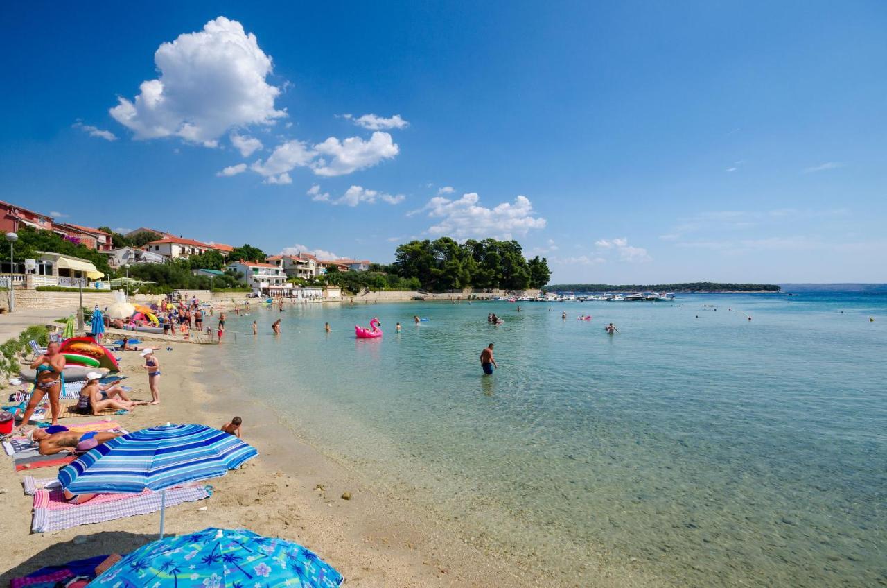 Apartments Blazenka Banjol Dış mekan fotoğraf